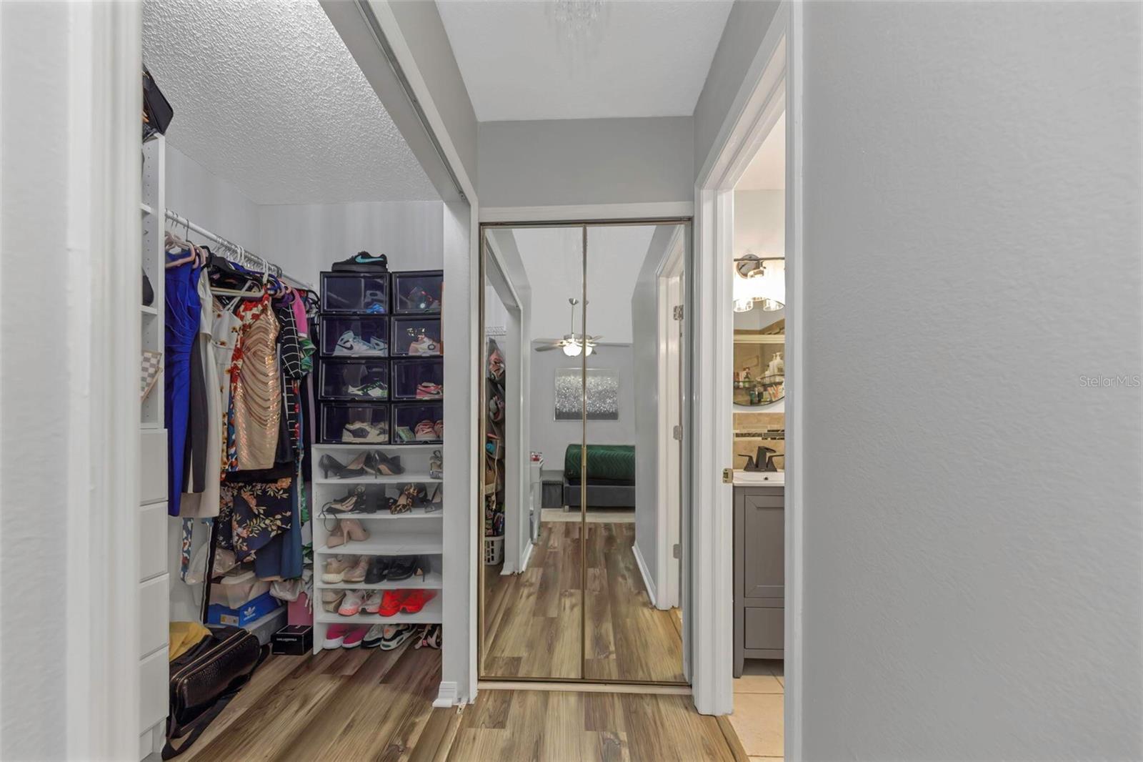 4239 BRENTWOOD PARK CIR