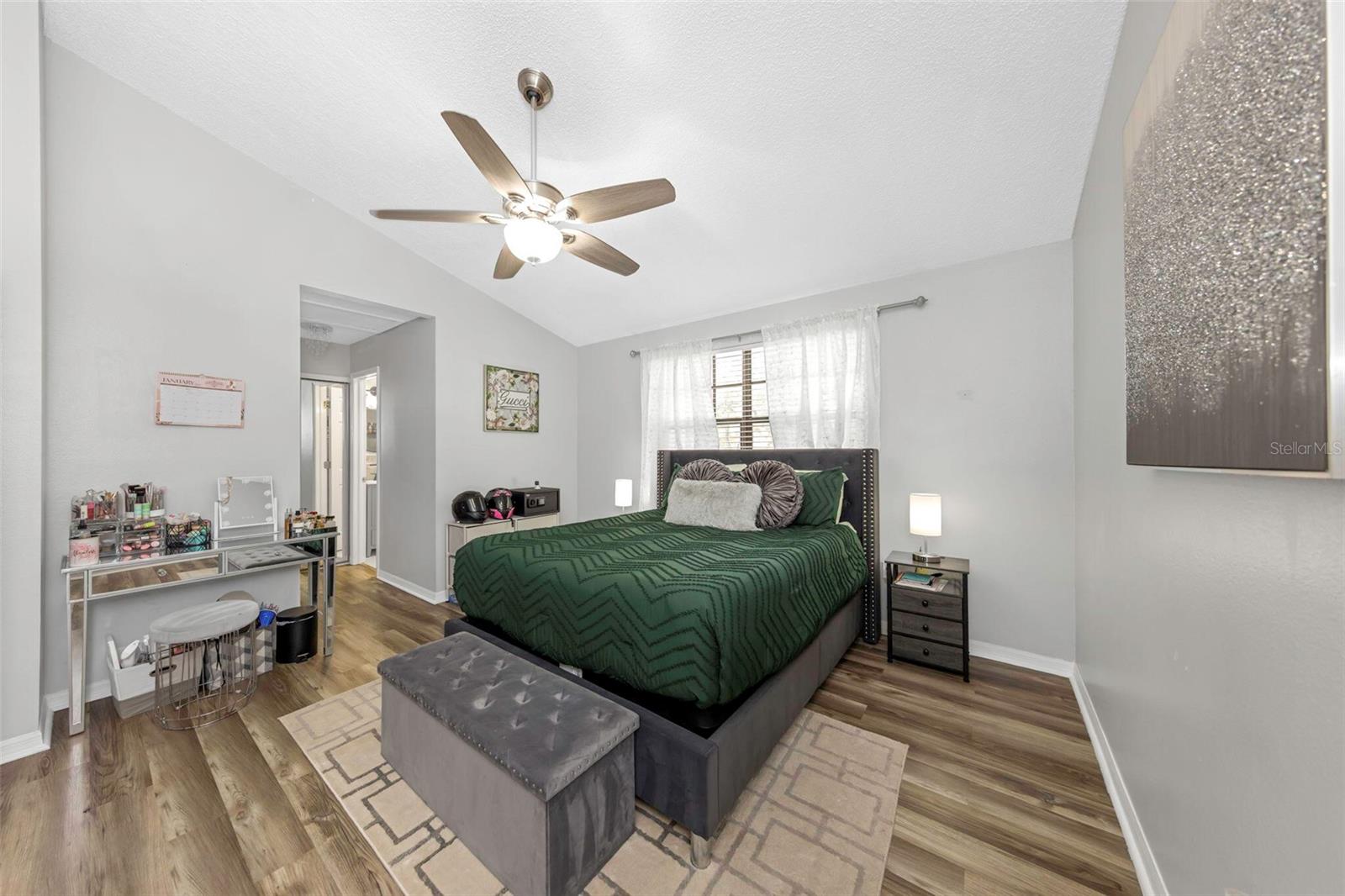 4239 BRENTWOOD PARK CIR