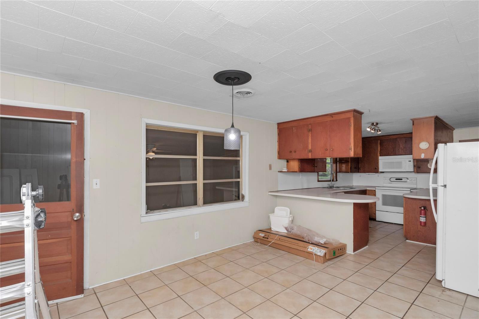 1753 NW 44TH ST