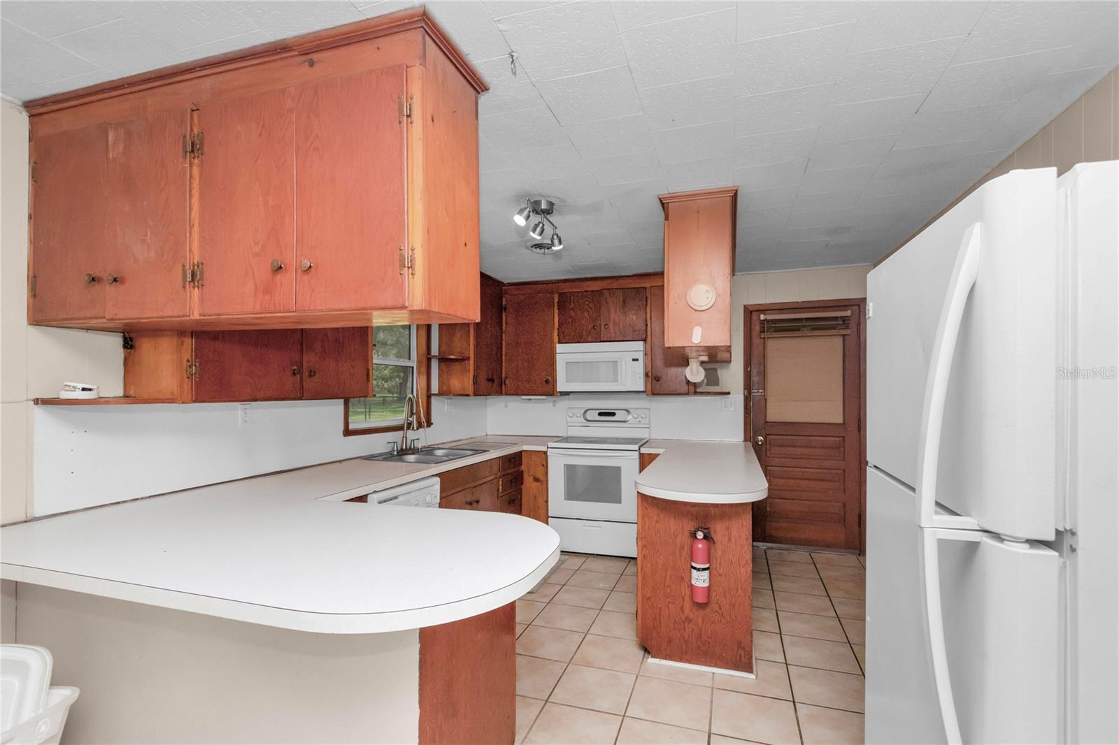 1753 NW 44TH ST