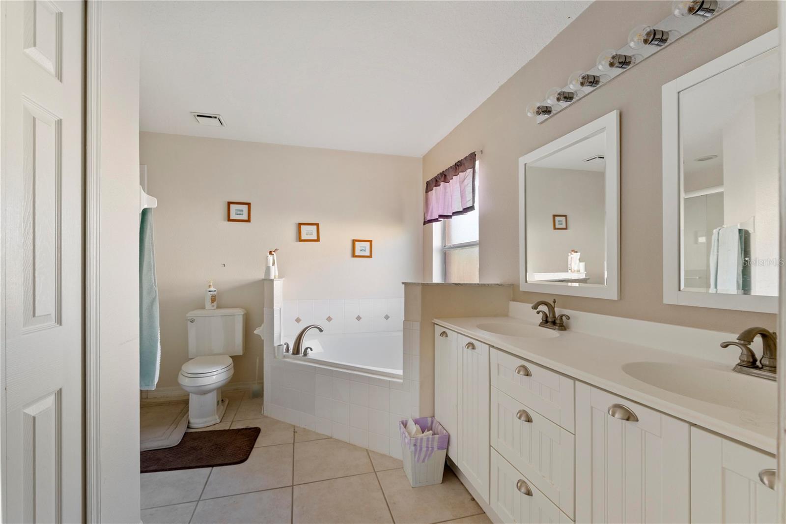 1956 SOUTHERN DUNES BLVD