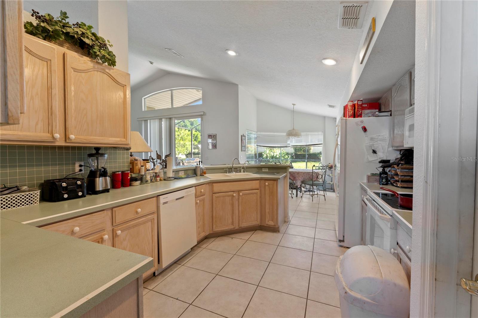 1956 SOUTHERN DUNES BLVD