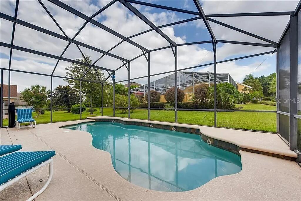 1956 SOUTHERN DUNES BLVD