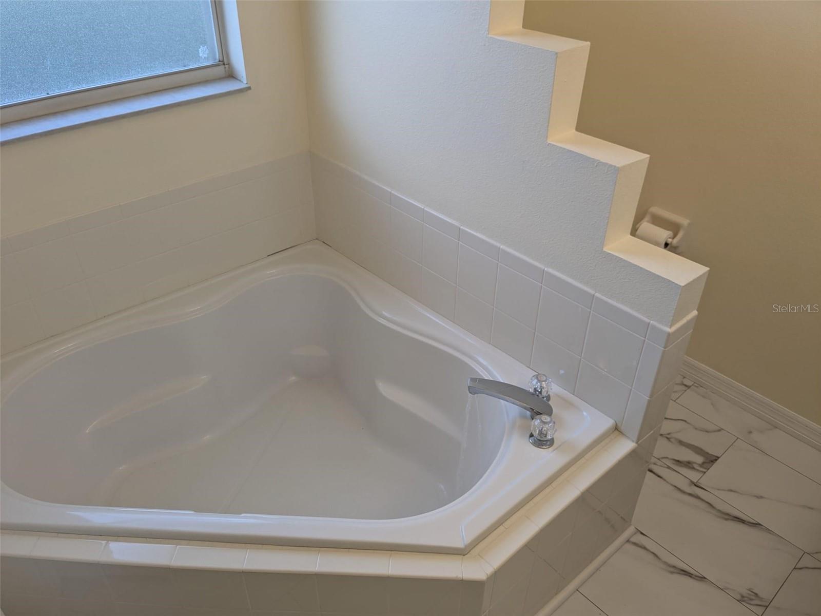 1027 SHEELER HILLS DR