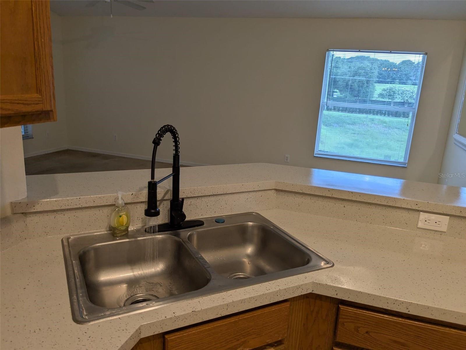 1027 SHEELER HILLS DR