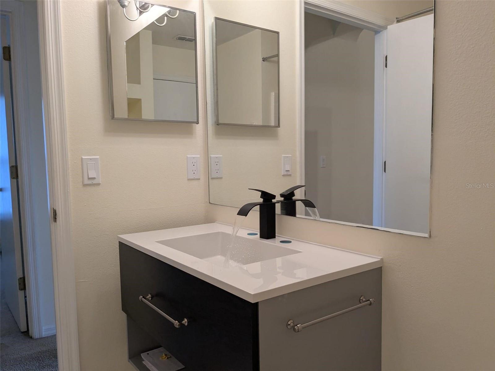 1027 SHEELER HILLS DR