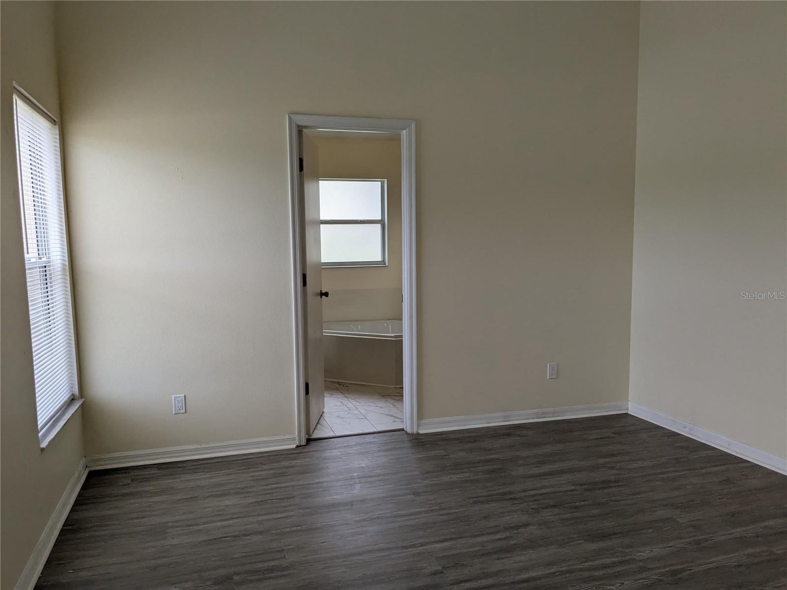 1027 SHEELER HILLS DR