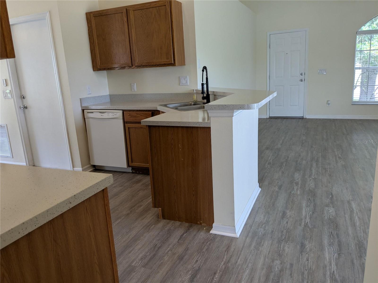 1027 SHEELER HILLS DR