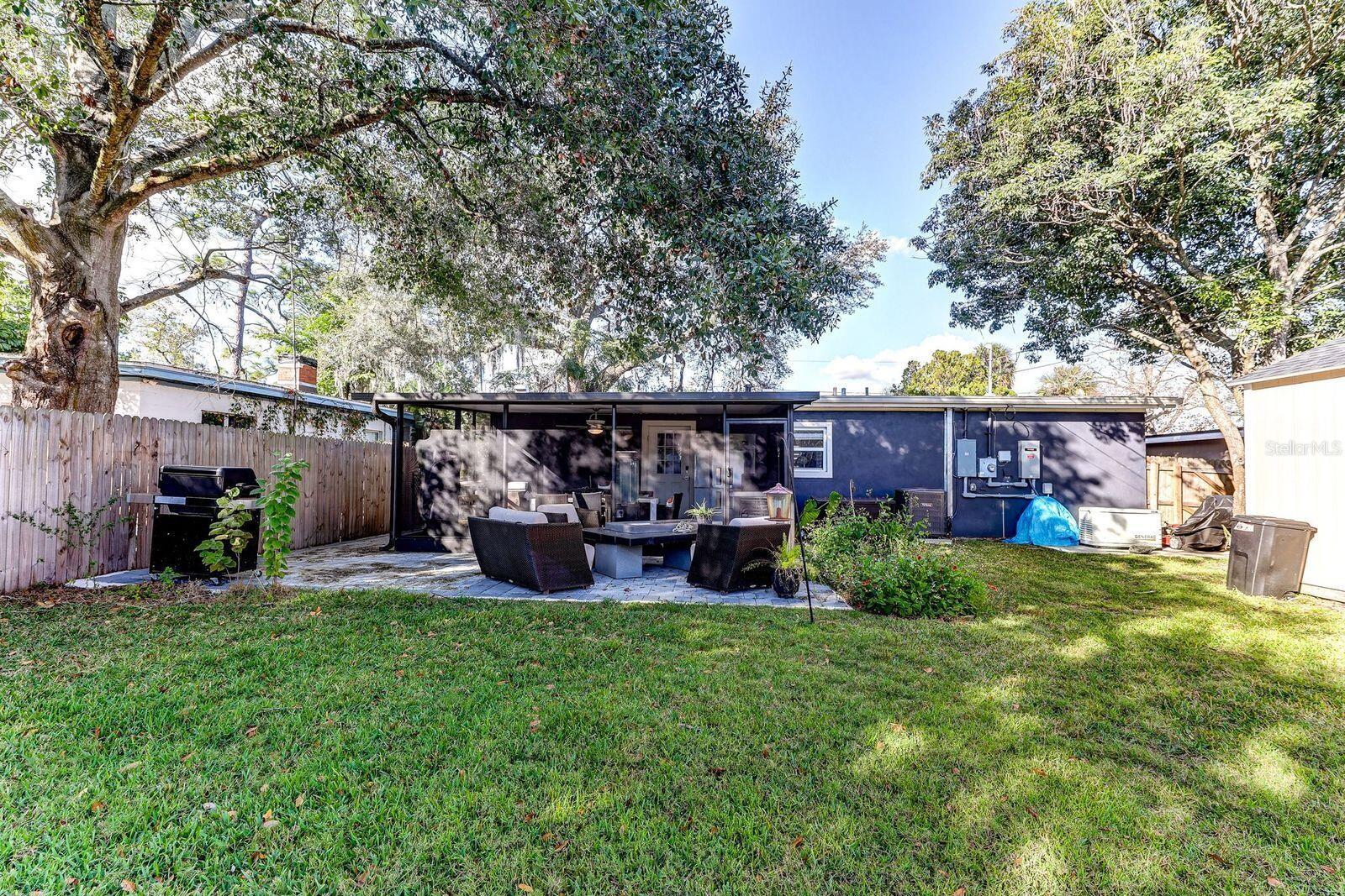 740 NAPLES DR