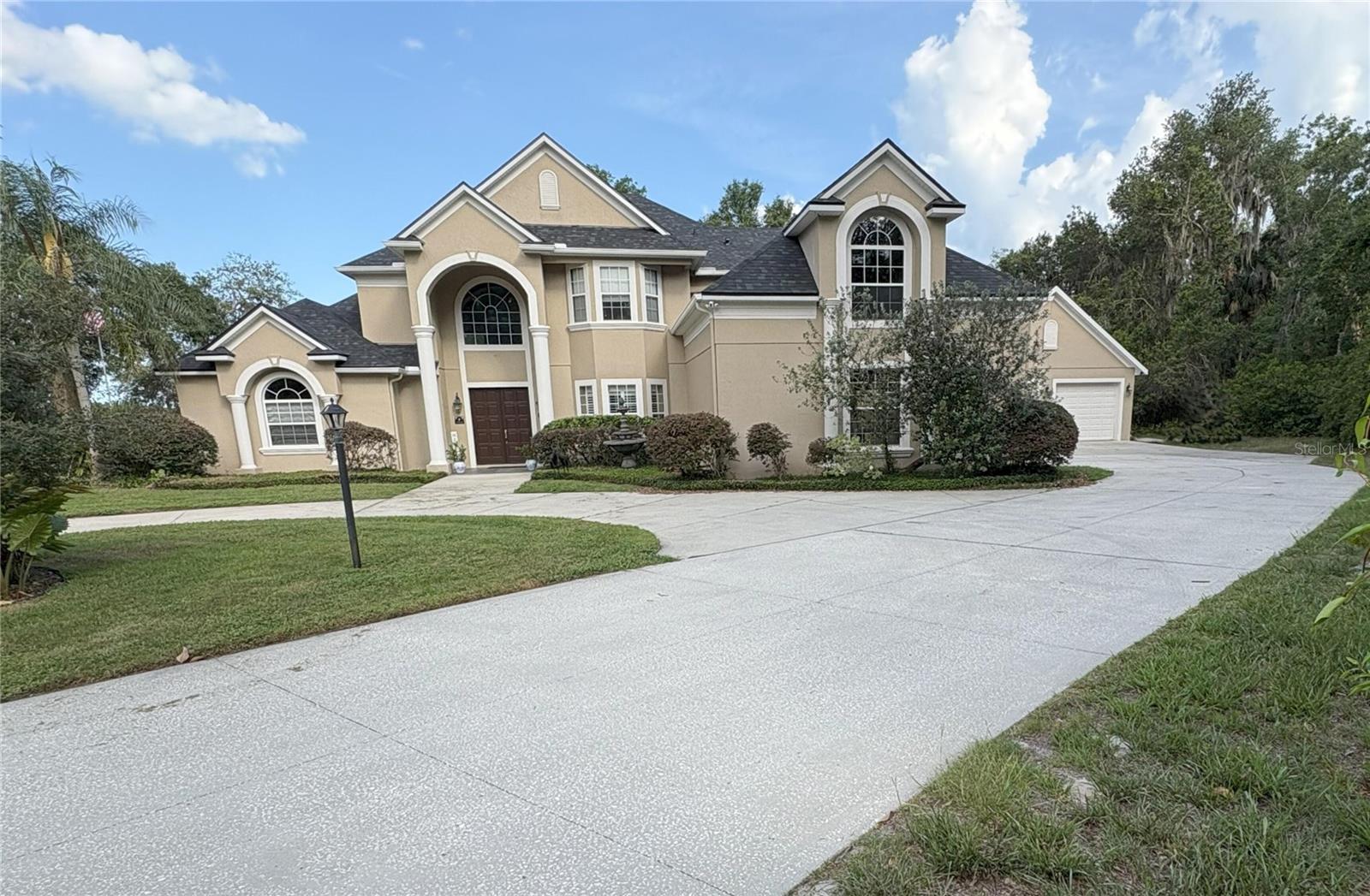 1865 S TANNER CT