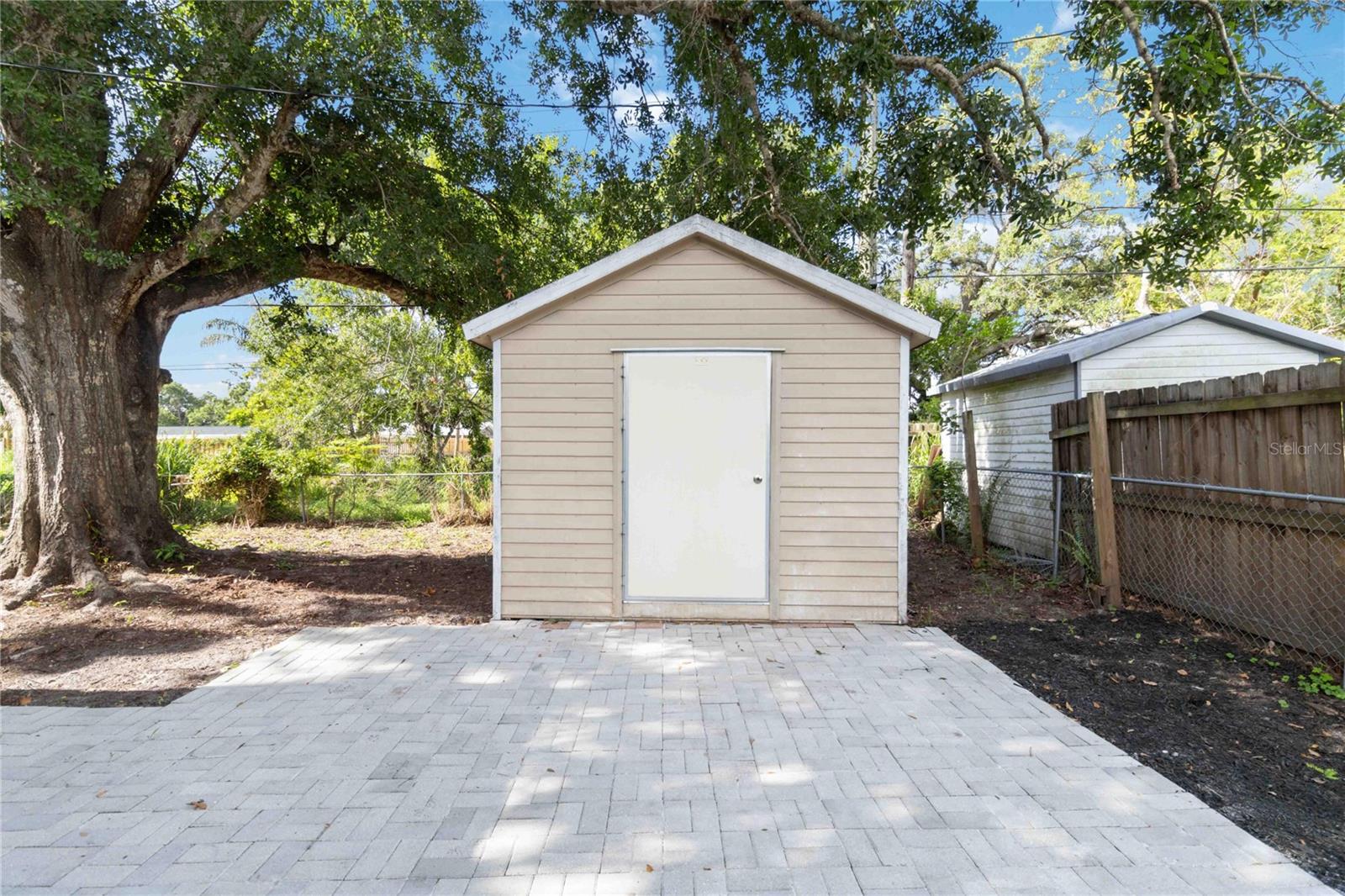 4970 BROOKMEADE DR