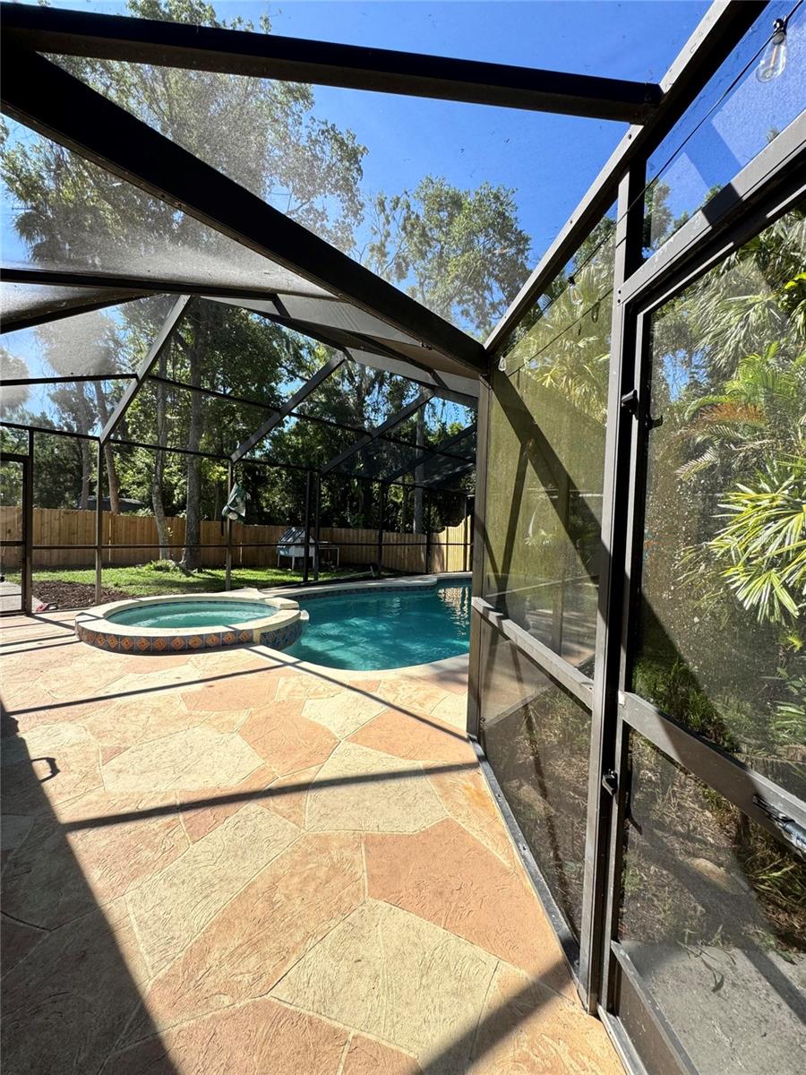 5924 LANTERN CT