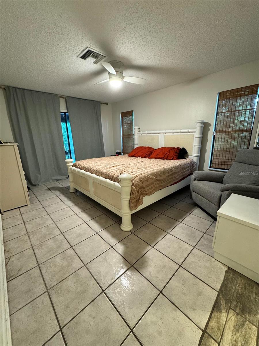5924 LANTERN CT