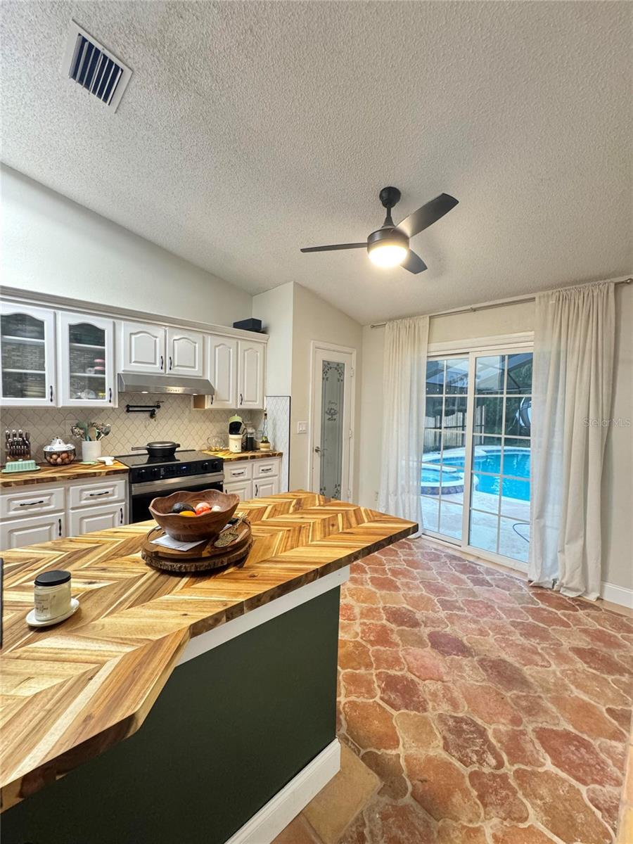 5924 LANTERN CT