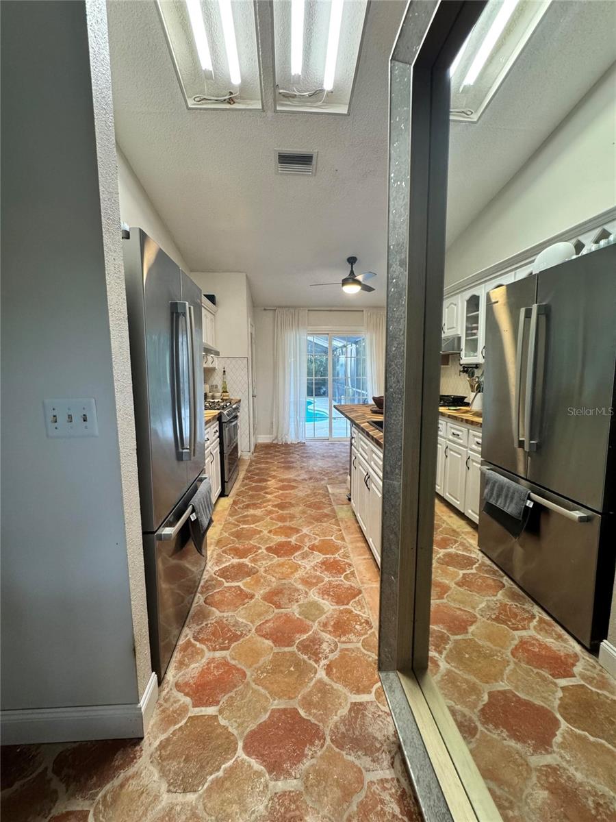 5924 LANTERN CT
