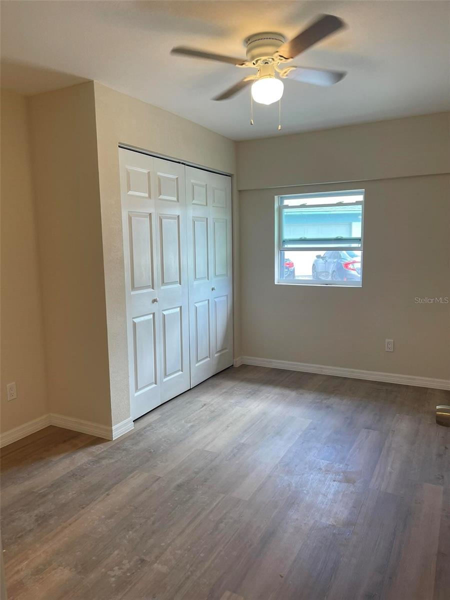 312 S BETTY LN