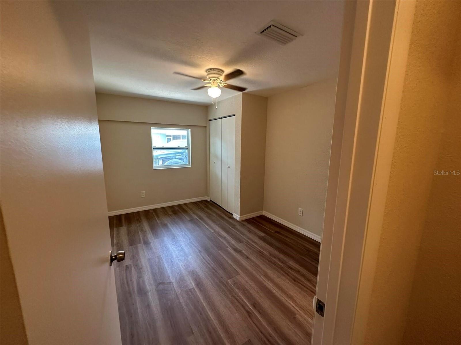 312 S BETTY LN