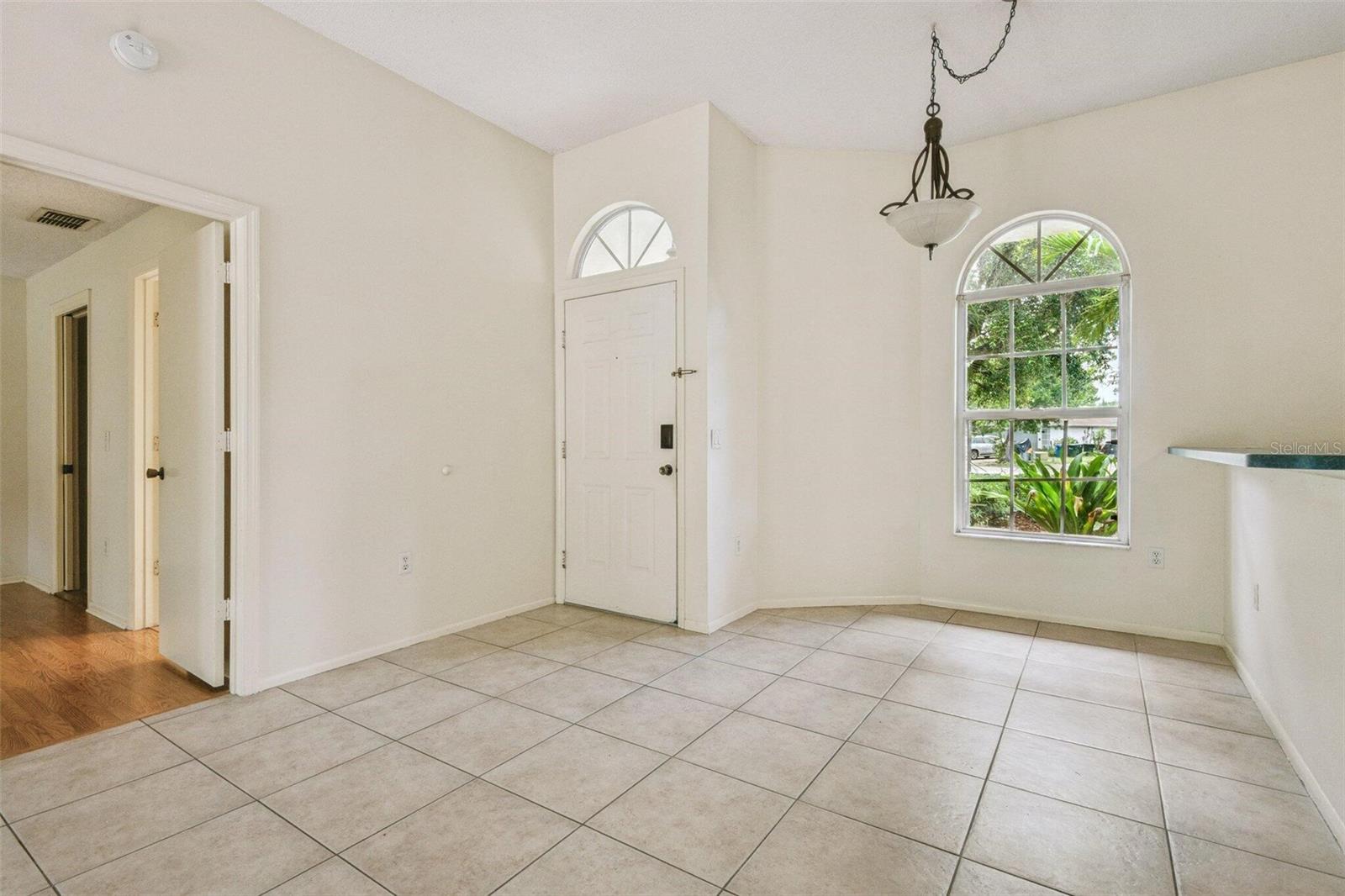 1849 WOOD HOLLOW CT