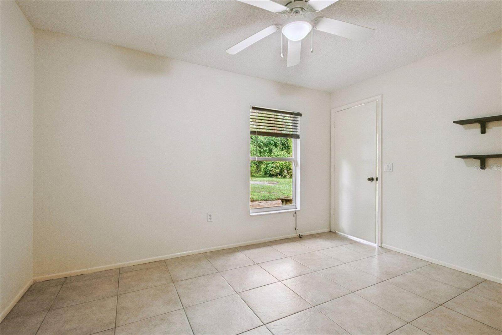 1849 WOOD HOLLOW CT
