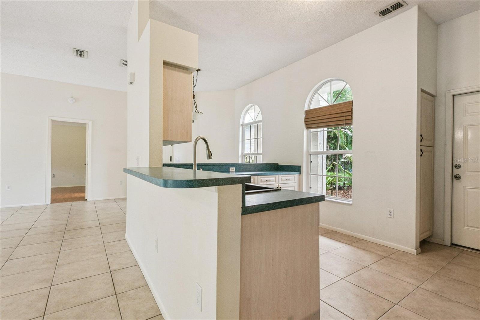 1849 WOOD HOLLOW CT