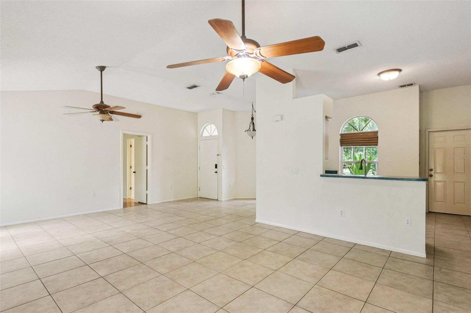 1849 WOOD HOLLOW CT