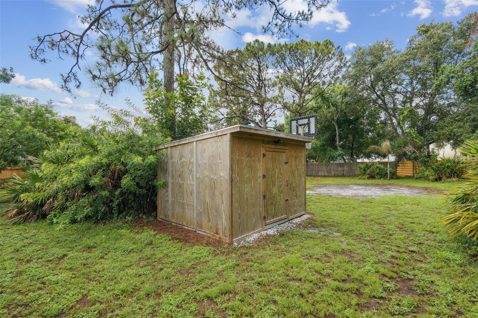 1849 WOOD HOLLOW CT