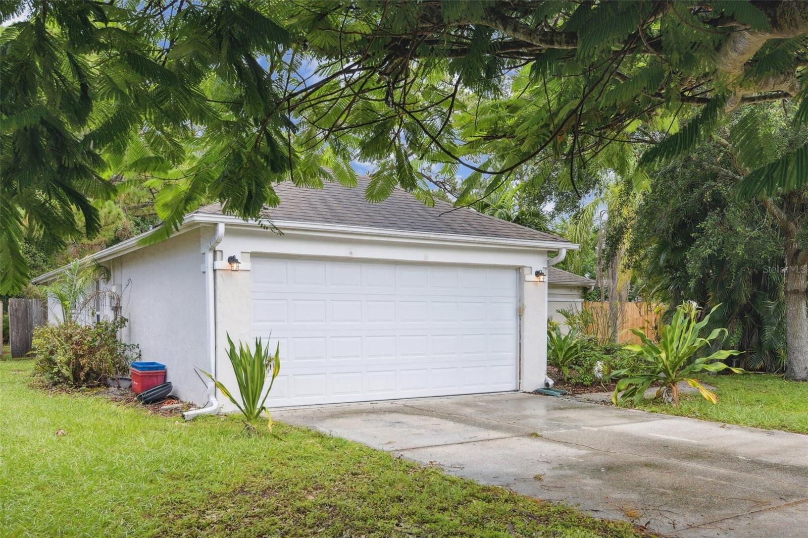 1849 WOOD HOLLOW CT