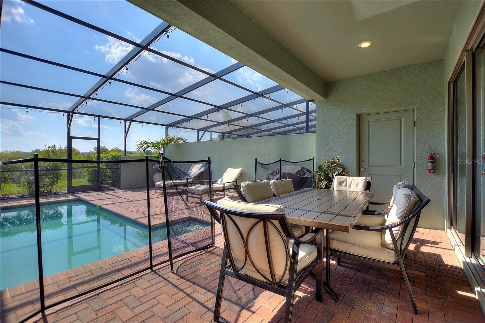 4607 TERRASONESTA DR