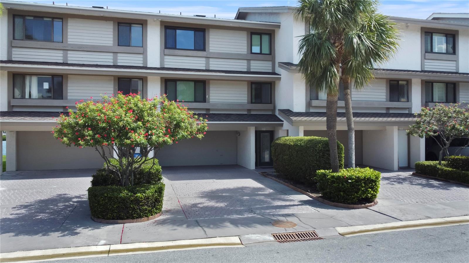 152 MARINA DEL REY CT