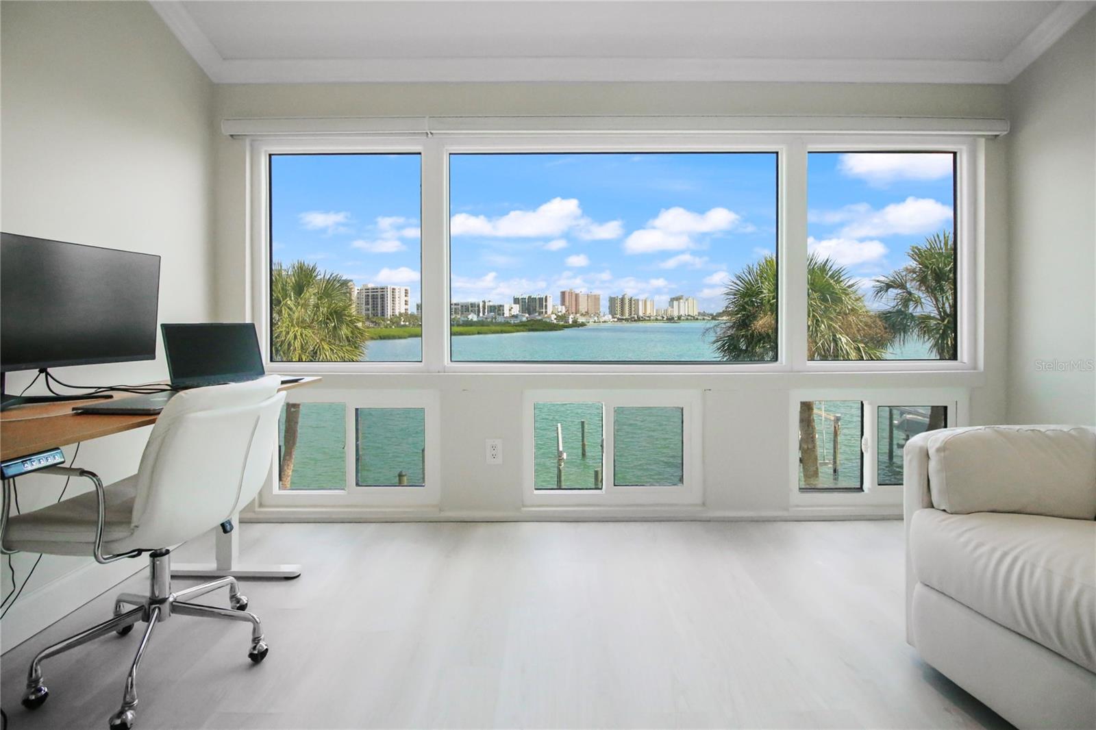 152 MARINA DEL REY CT