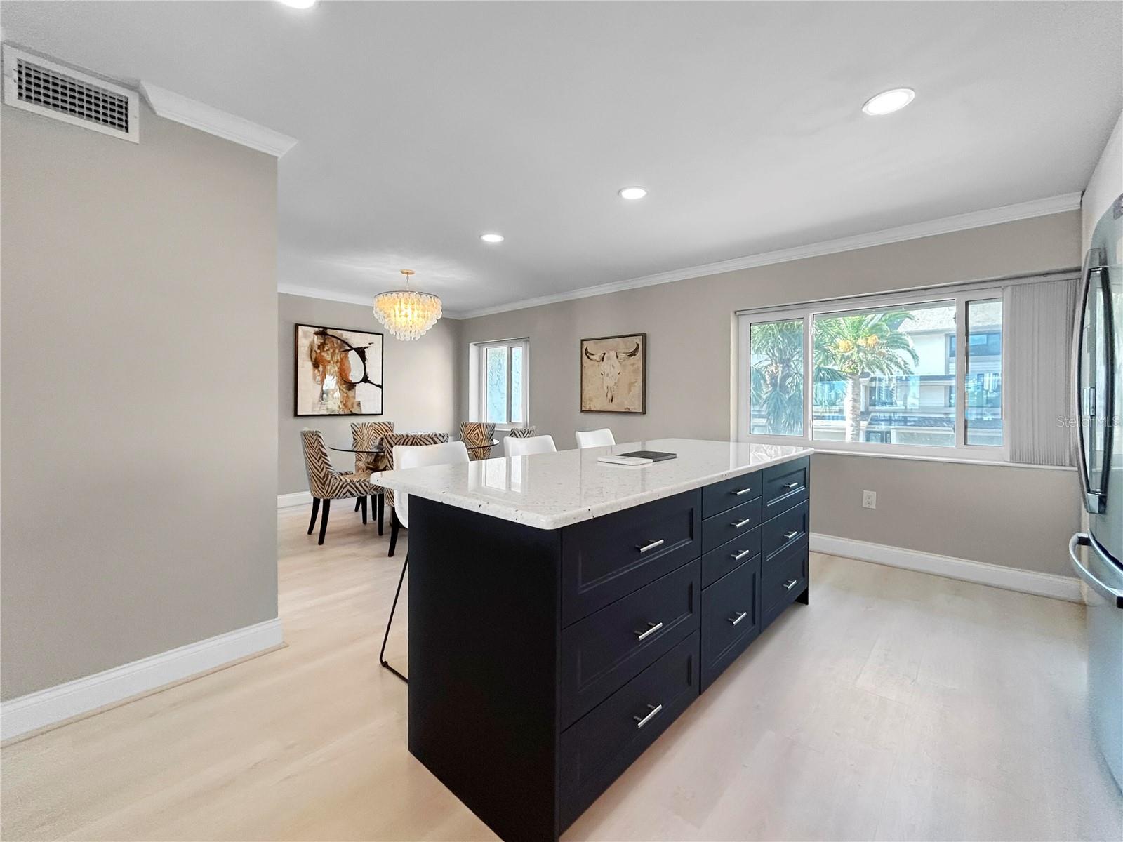 152 MARINA DEL REY CT
