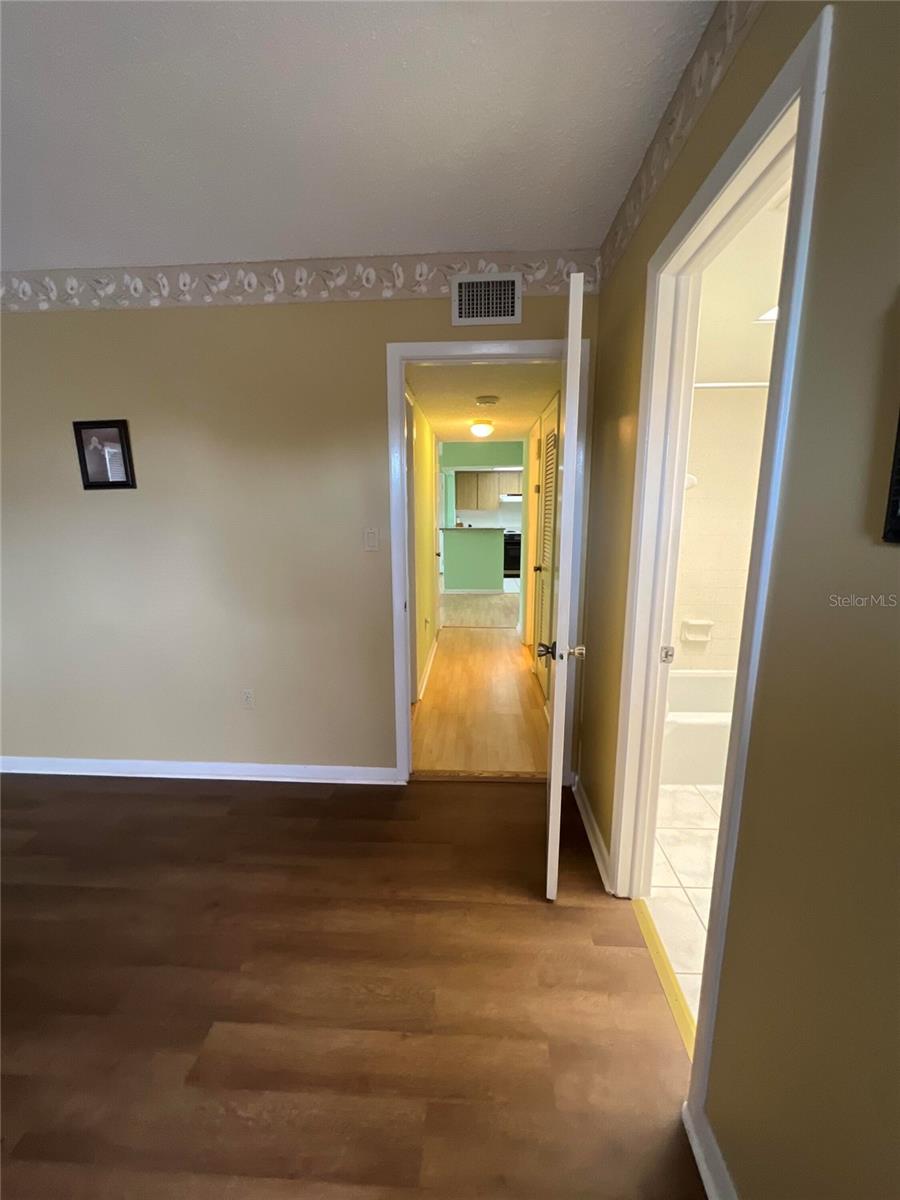 4754 MARINE PKWY #202