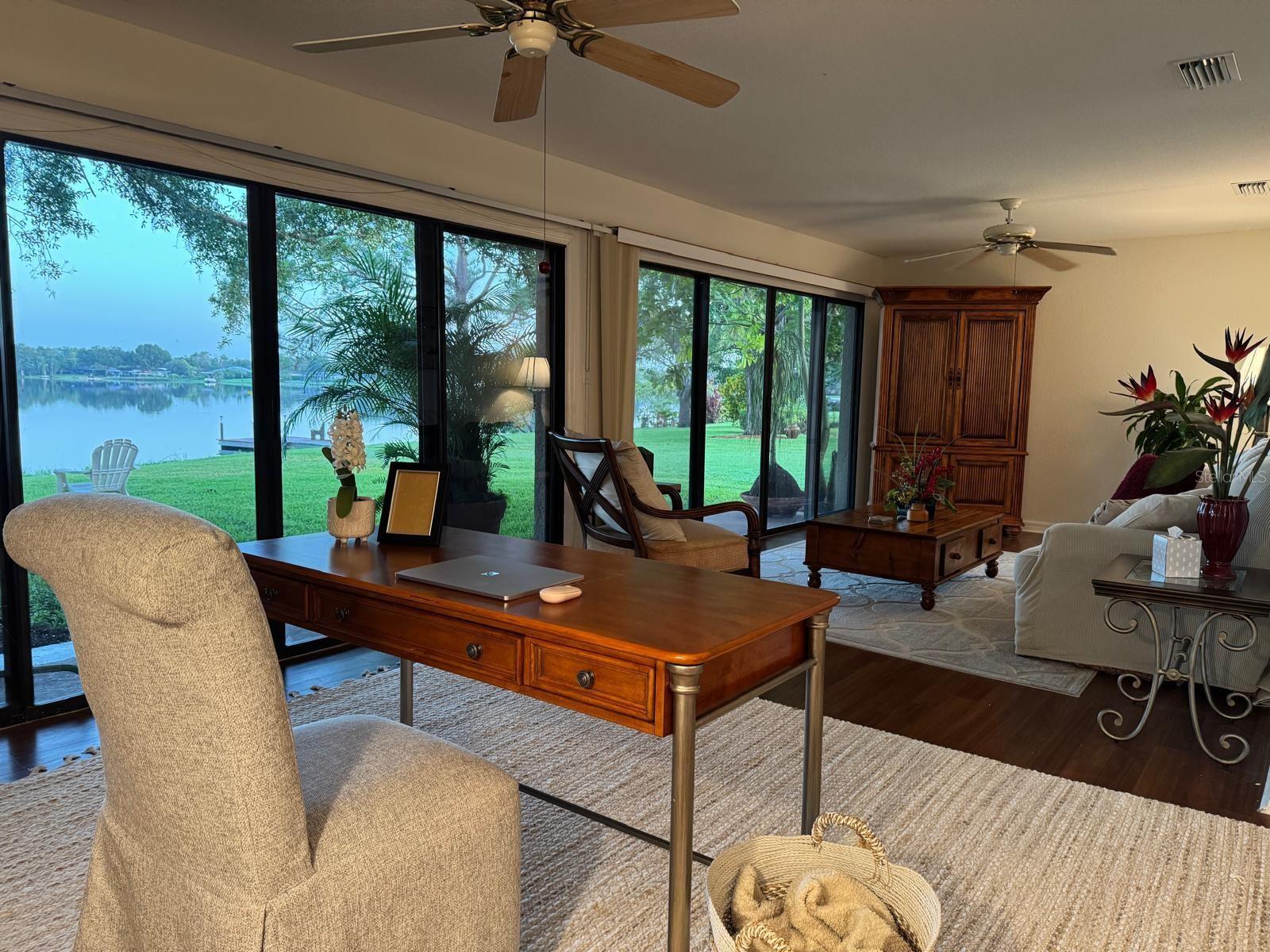 405 LAKE AUGUST DR