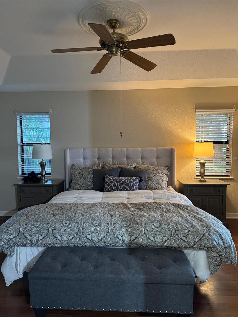 405 LAKE AUGUST DR