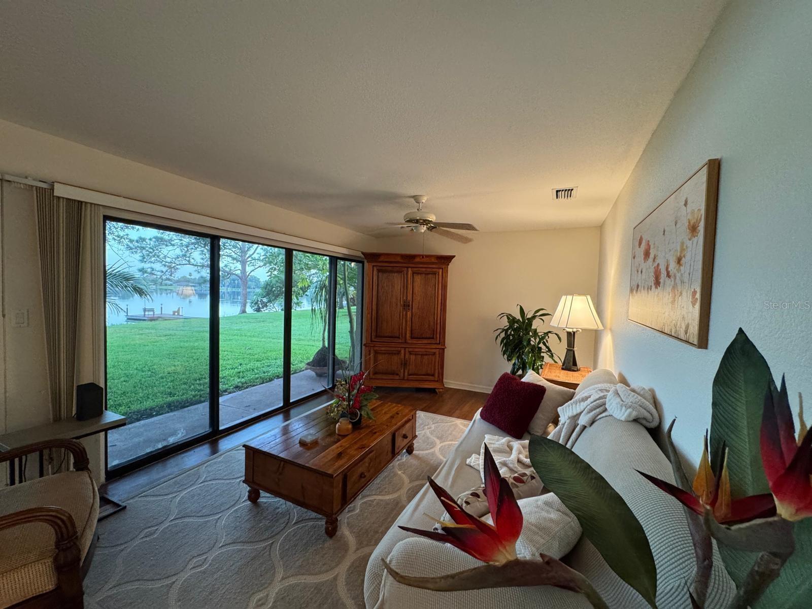 405 LAKE AUGUST DR