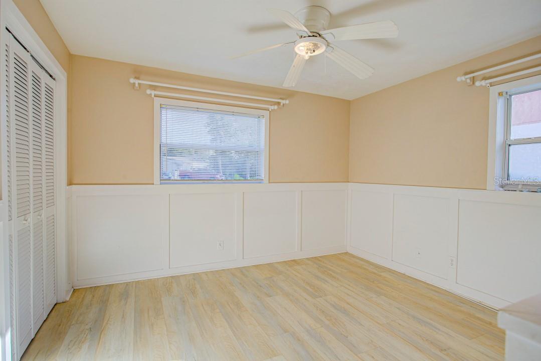 22 PLAZA DR
