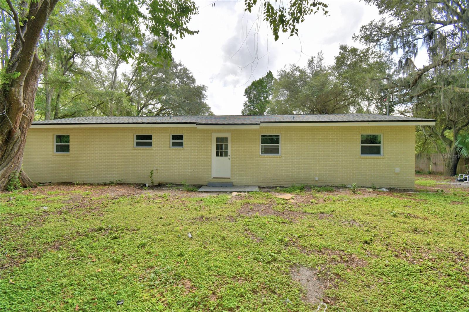 902 PALMER RD
