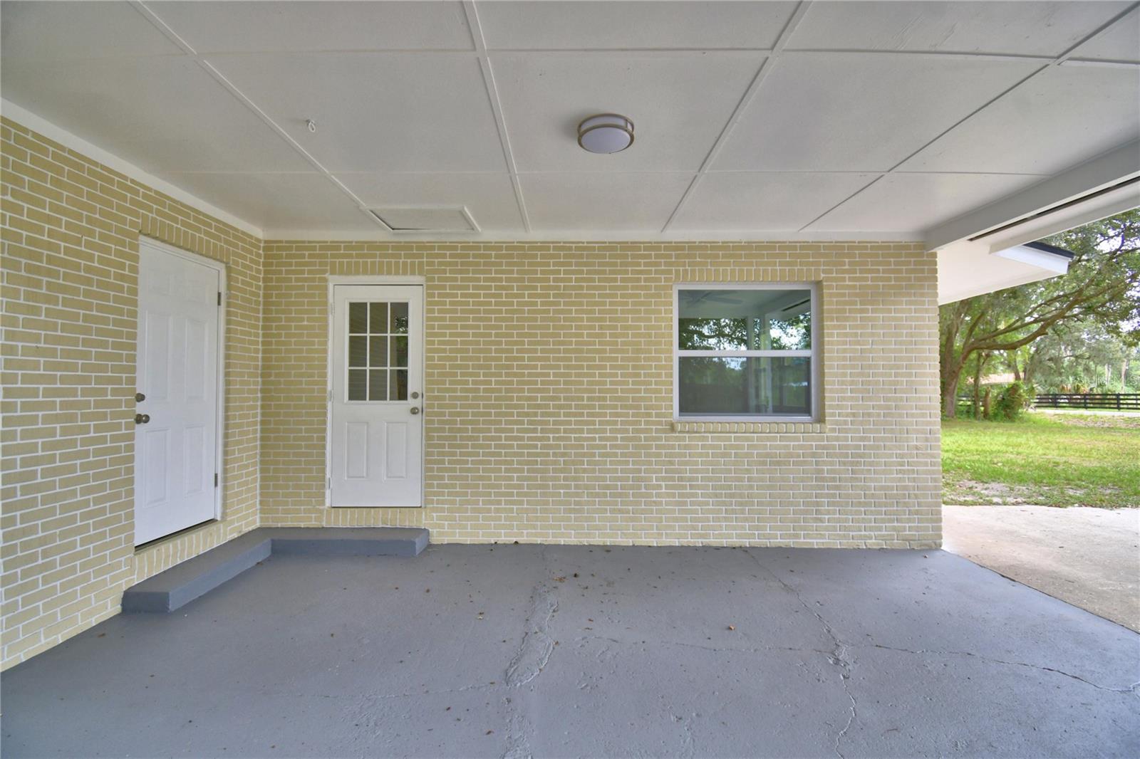 902 PALMER RD