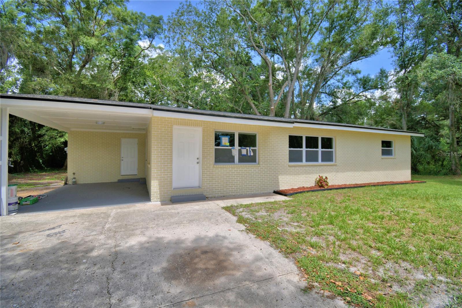 902 PALMER RD