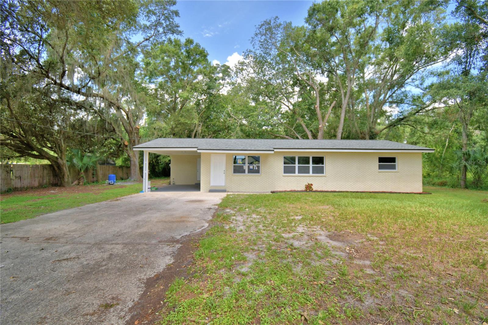 902 PALMER RD