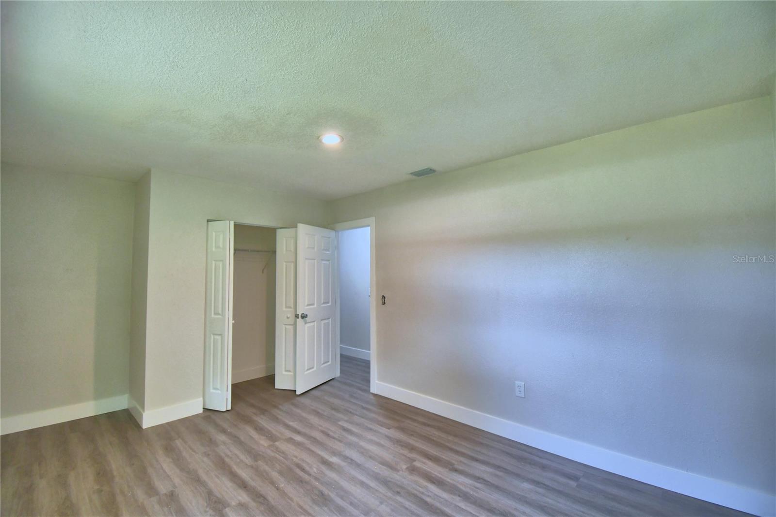 902 PALMER RD