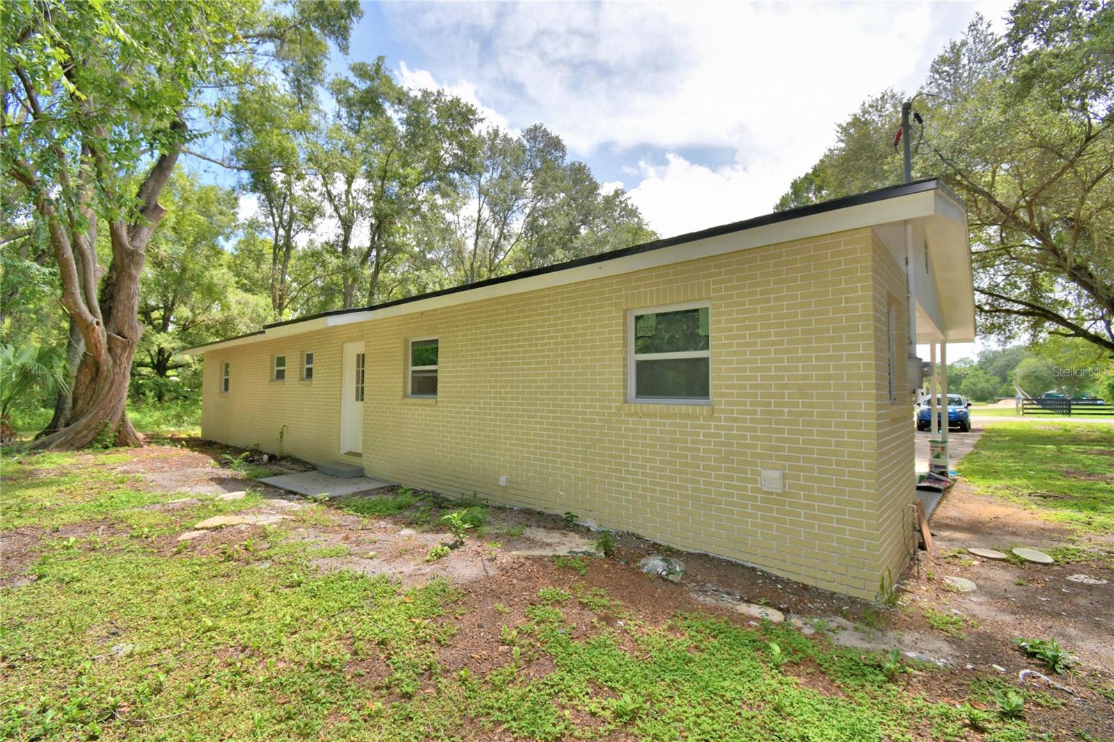 902 PALMER RD