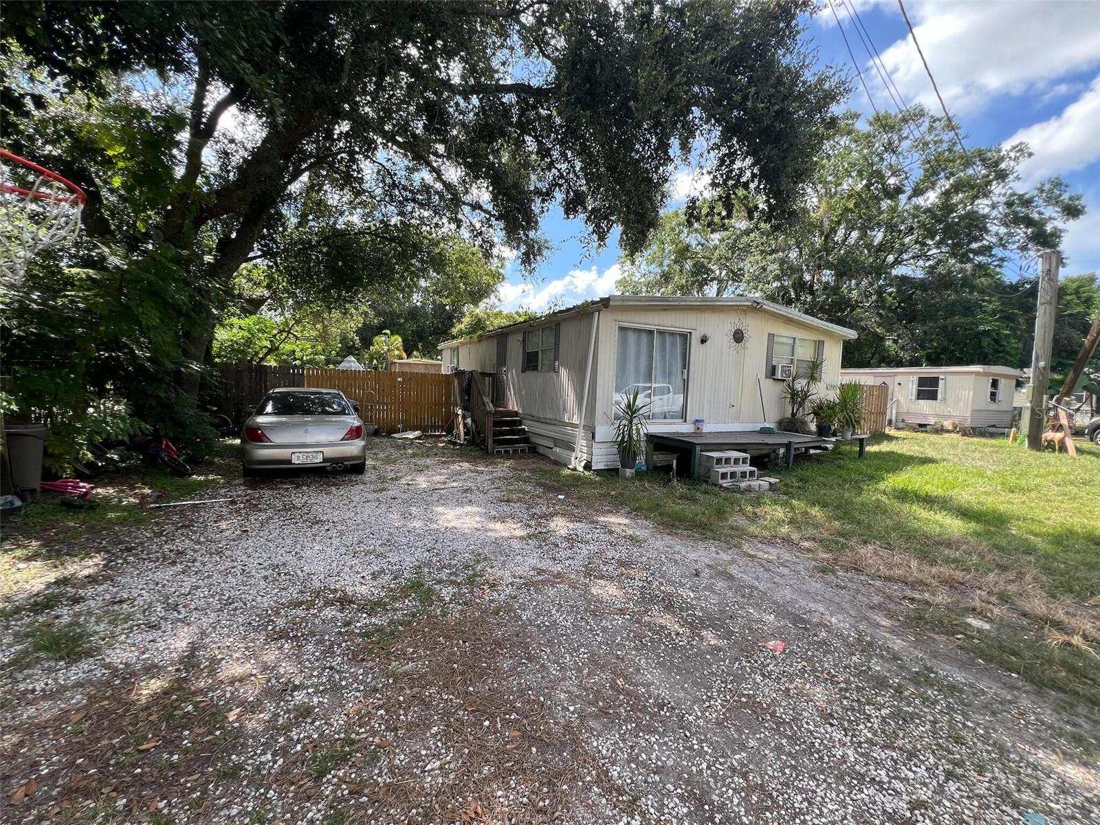 18302 CROOKED LN