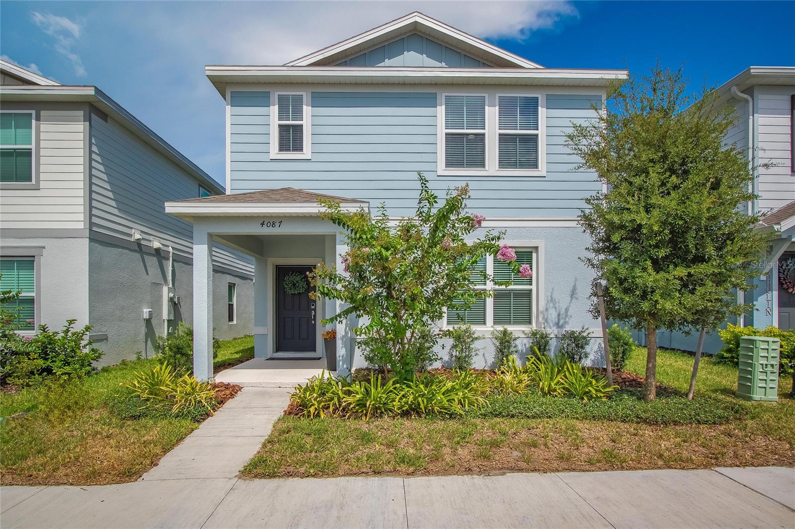 4087 ROAMING BROOK DR
