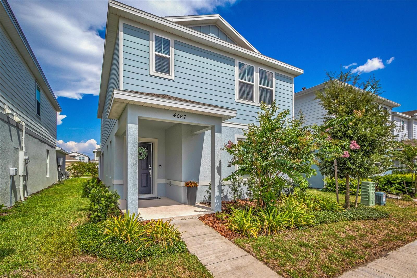 4087 ROAMING BROOK DR