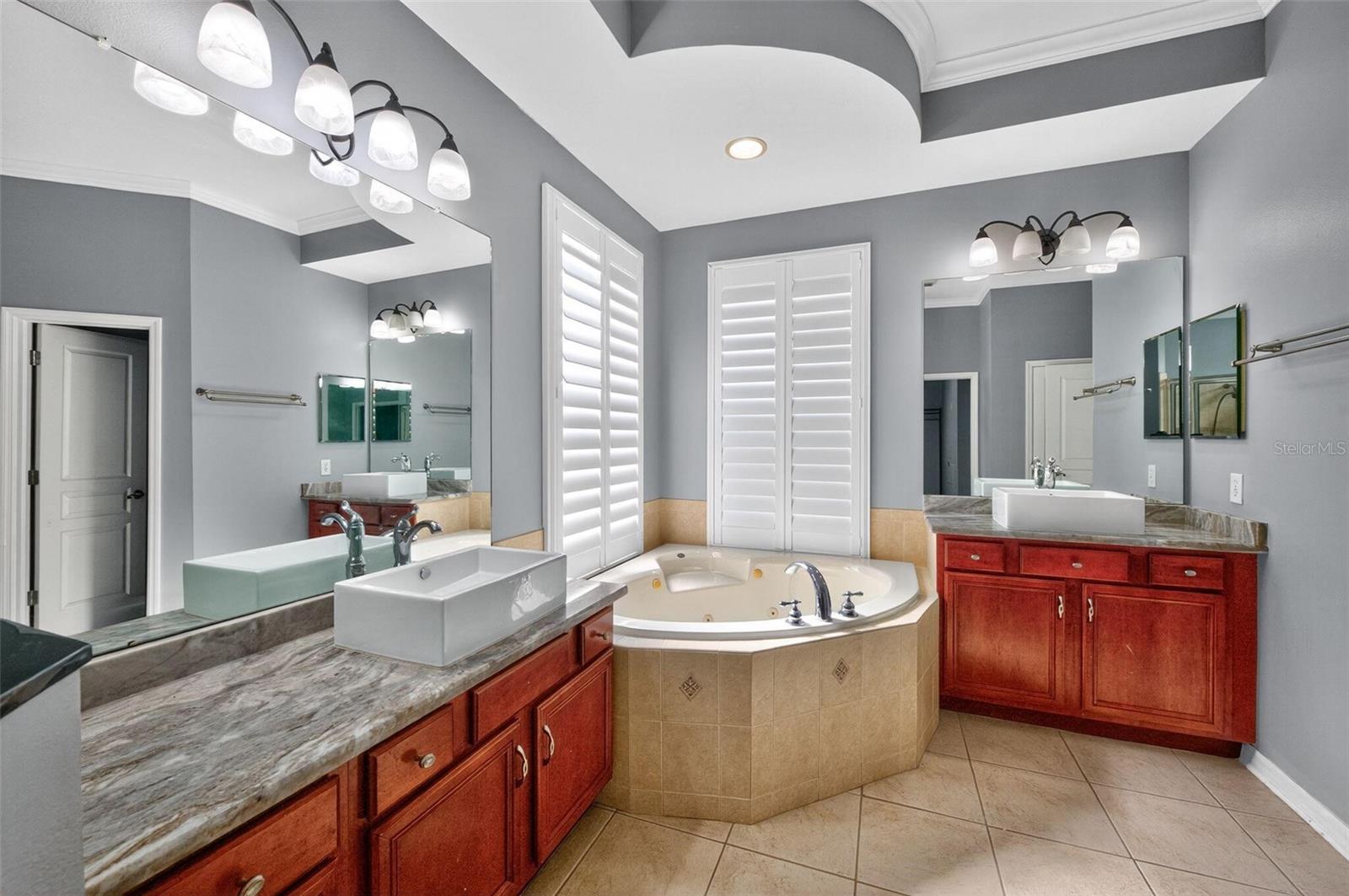 5212 BRIGHTON SHORE DR