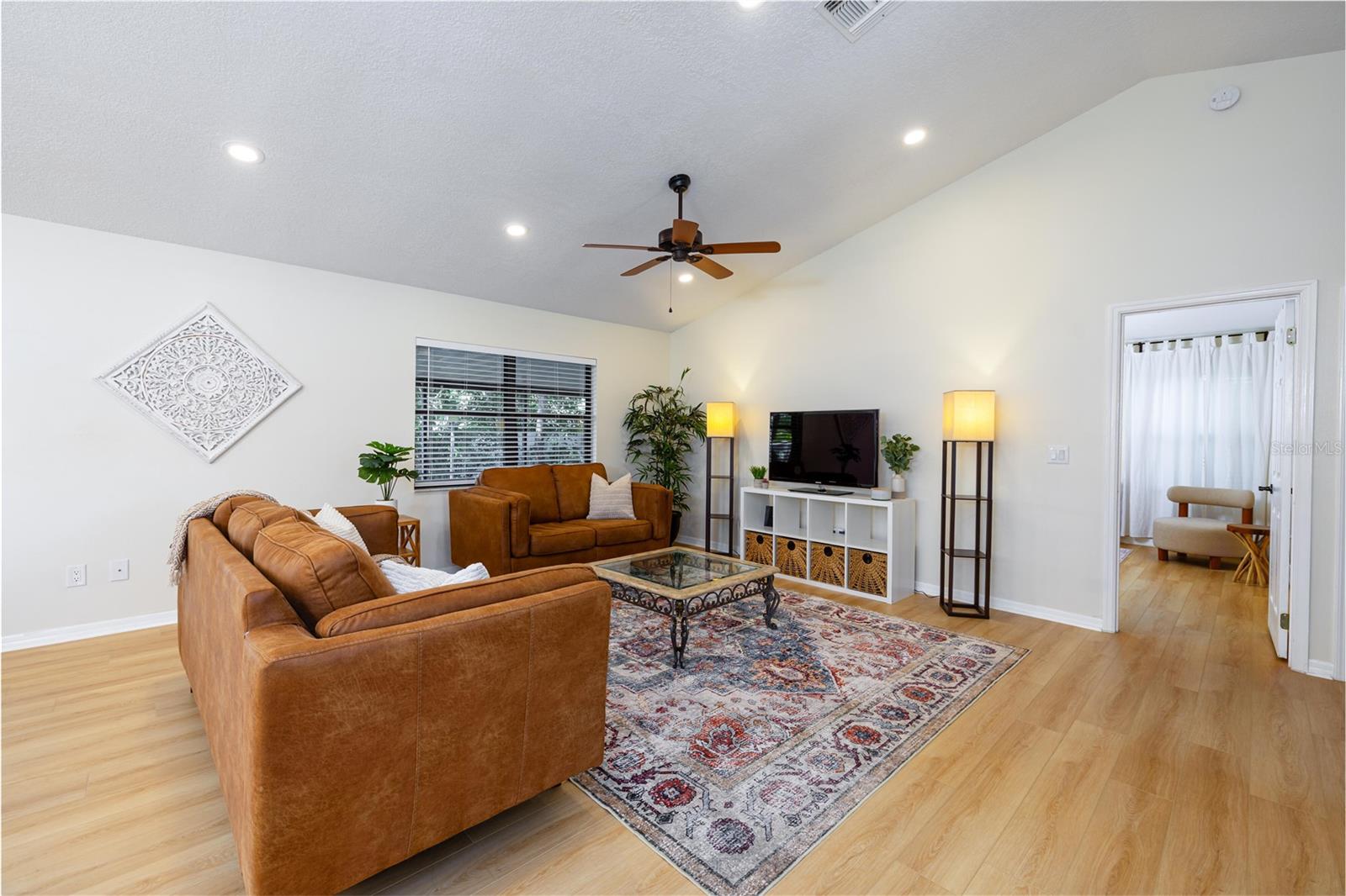 9150 PALM TREE DR