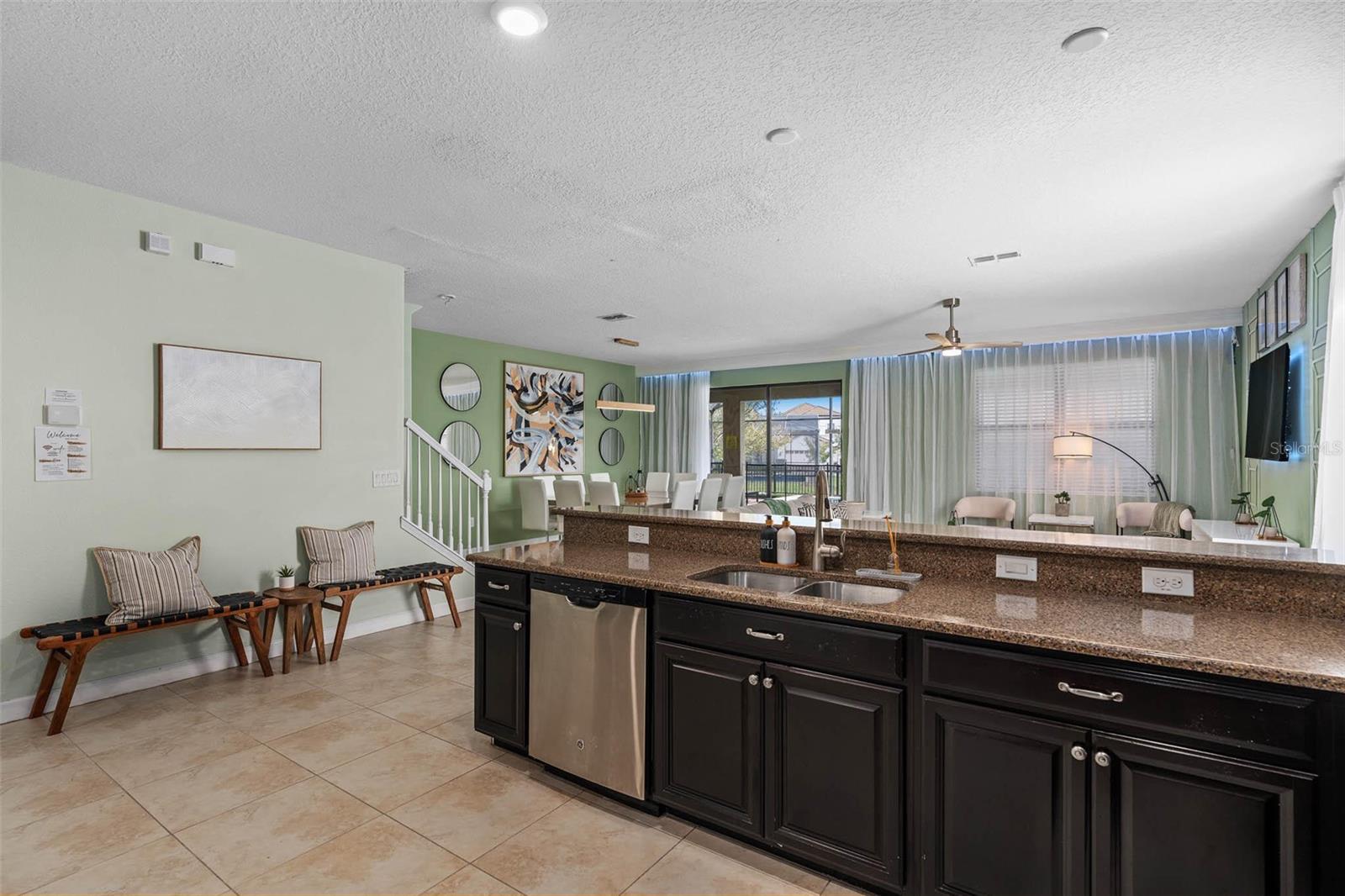 1453 BELLE TERRE RD