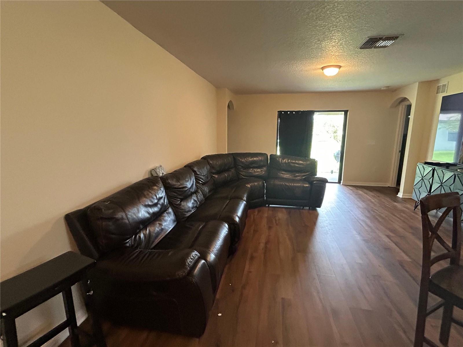 519 DELTA AVE