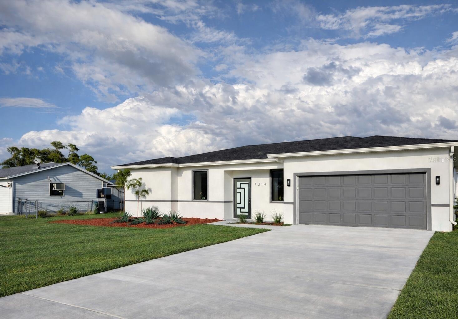1614 ABALOM ST